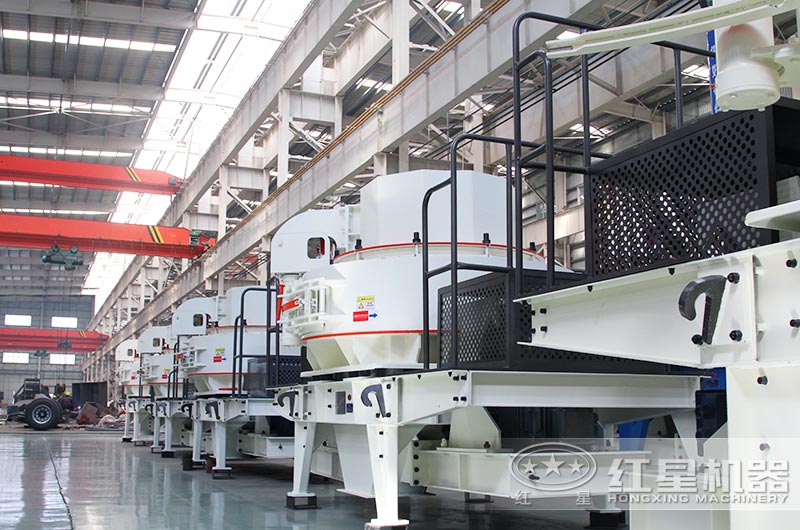 青石制砂機_青石頭打沙機，時產10-500噸不是事